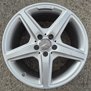 R18 Mercedes AMG ORIGINAAL erilaiused - UUS
