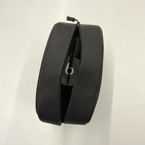 Beats Solo4 Wireless (4 фото из 4)