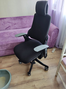 Merryfair Anggun ergonoomiline kontoritool (1 foto / 6)