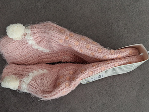 Uued Miso soojad, libisemiskindlad suss-sokid, suurus: 37-42 (3 foto / 6)