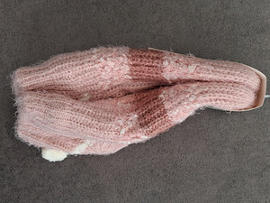 Uued Miso soojad, libisemiskindlad suss-sokid, suurus: 37-42 (4 foto / 6)
