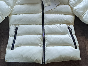 UUS Moncler talvejope, suurus: XS (3 foto / 8)