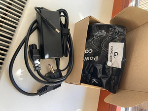 Dell originaal laadija sülearvutile 4.5mm (1 foto / 3)