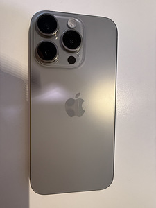 Apple iPhone 15 Pro 1TB – 99% aku (1 foto / 3)