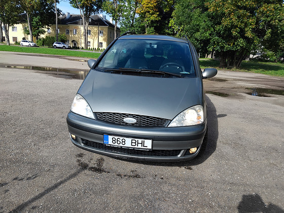 Ford Galaxy 2002 года 1.9 tdi 66 кВт 261000 км
