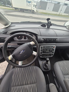 Ford Galaxy 2002 года 1.9 tdi 66 кВт 261000 км (11 фото из 15)