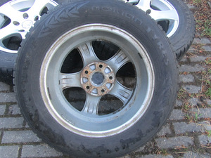 Диски R15 5x114.3 с зимней резиной Nokian 7 мм DOT20 (6 фото из 10)
