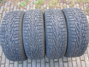 Диски R15 5x114.3 с зимней резиной Nokian 7 мм DOT20 (8 фото из 10)