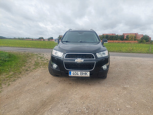 Chevrolet Captiva (2 foto / 11)