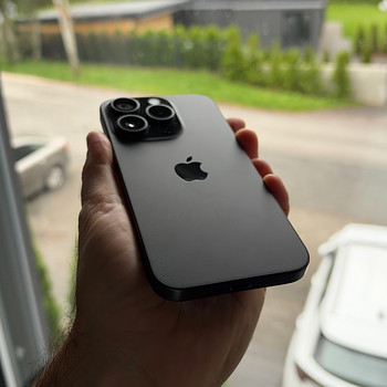 iPhone 15 pro 256GB Titanium Black