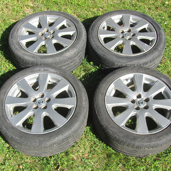 Диски оригинал Toyota R17 5x100