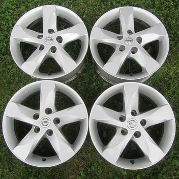 Диски Nissan R16 5x114.3 оригинал
