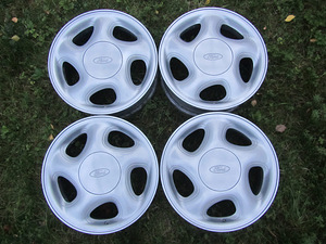 Ford R15 4x108 originaal veljed ja varuratas (1 foto / 8)