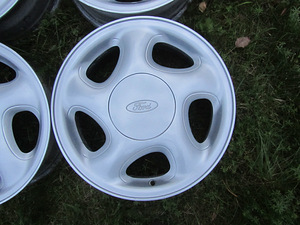 Ford R15 4x108 originaal veljed ja varuratas (3 foto / 8)