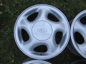 Ford R15 4x108 originaal veljed ja varuratas (5 foto / 8)