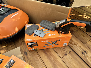 Worx robotniiduk 1000m2 (3 foto / 5)