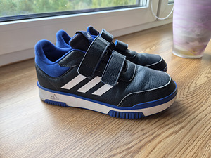 Кроссовки Adidas, размер 36 (2 фото из 5)