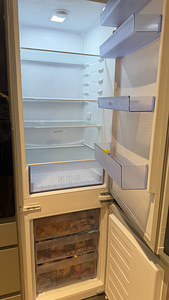 Холодильник Beko BCHA275K3SN (1 фото из 4)