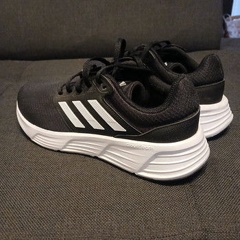 Adidas tossud