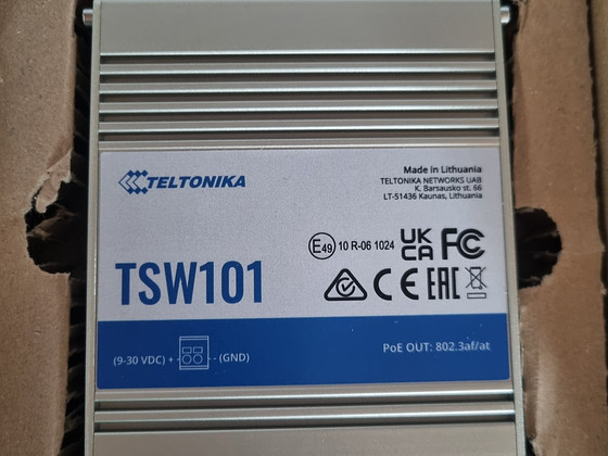 Сетевой коммутатор Teltonika TSW101, металл, 5 портов