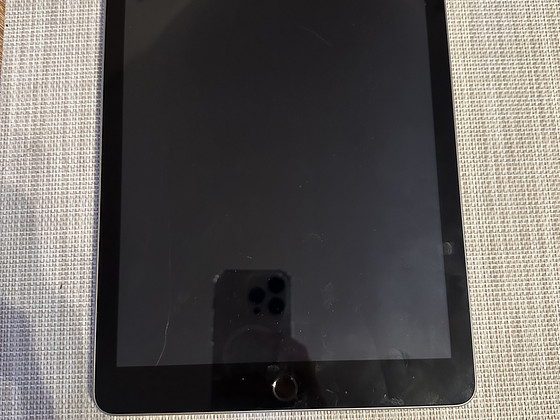 iPad (6-го поколения)