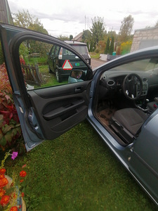 FORD FOCUS 2007 (2 фото из 6)