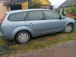 FORD FOCUS 2007 (3 фото из 6)