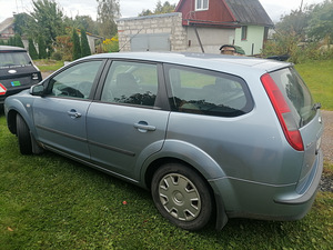 FORD FOCUS 2007 (6 фото из 6)