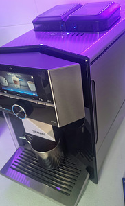 Kahe veskiga tipklassi kohvimasin Siemens EQ 9 Plus S700 (6 foto / 6)