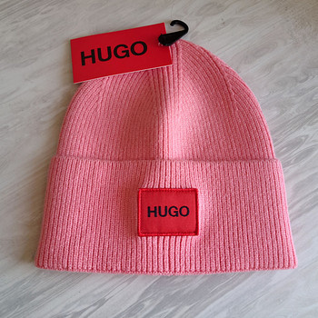 Новая женская шапка Hugo