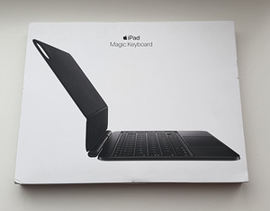 Apple Magic Keyboard for iPad Pro 11'' (M4/M5) , SWE , Black (1 фото из 2)
