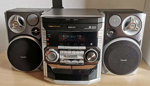 Philips FM-C390 HiFi-система (3 фото из 3)