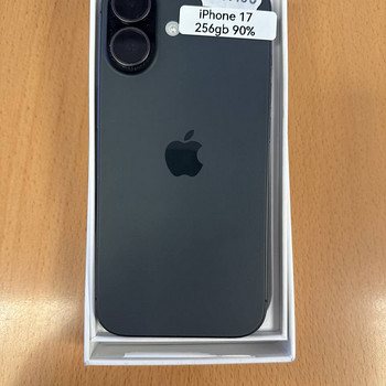 Apple iPhone 17 256Gb Black как новый