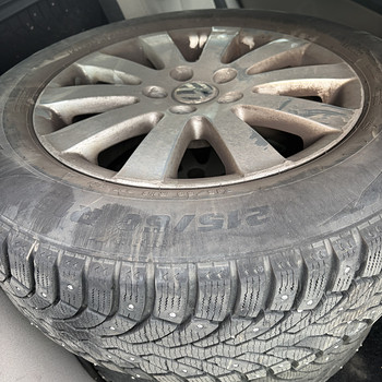 Диски VW Passat 5x112 + зимние шины