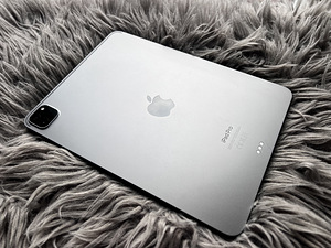 iPad Pro 11” M2 128GB (4-го поколения) + Magic Keyboard + Ap (5 фото из 10)