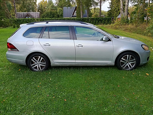 VW Golf 6 VW Golf 6 1.4tsi 90kw CAXA на запчасти (2 фото из 9)