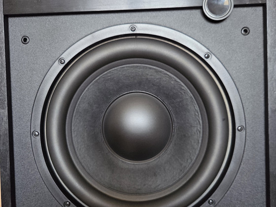 Jamo Sub 660 aktiivne subwoofer