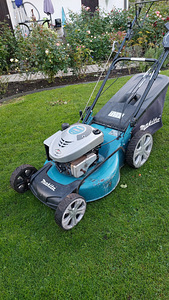 Газонокосилка MAKITA (2 фото из 4)