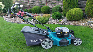 Газонокосилка MAKITA (4 фото из 4)