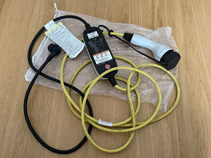 VW / Aptiv elektriauto laadija Type 2 (1 foto / 3)