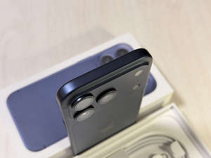 Apple iPhone 17 Pro 256GB Blue nagu uus! Aku 100% CC 8 (4 foto / 9)