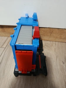 Hot wheels тюрьма (4 фото из 4)