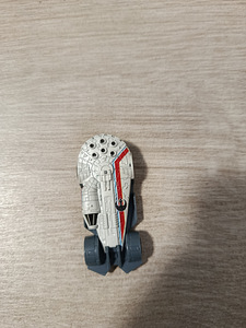 Hot wheels auto (1 foto / 2)