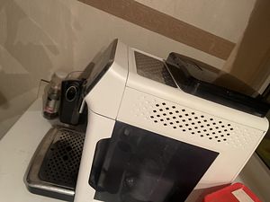 Philips LatteGo 5400 EP5443/90 täisautomaatne kohvimasin (5 foto / 7)