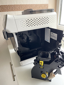 Philips LatteGo 5400 EP5443/90 täisautomaatne kohvimasin (6 foto / 7)
