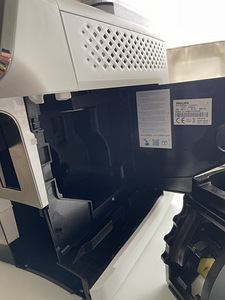 Philips LatteGo 5400 EP5443/90 täisautomaatne kohvimasin (7 foto / 7)