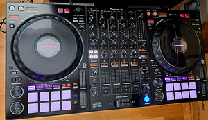 Pioneer DDJ 1000 (1 foto / 10)