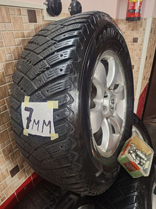Toyota Land Cruiser 120 veljed + M+S rehvid 265/65/17 (3 foto / 3)