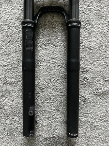 Rockshox Recon (RL voimalusega) Kahvel / Amort / Esihark (3 foto / 3)