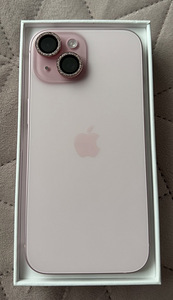Apple iPhone 15 128 ГБ (1 фото из 2)